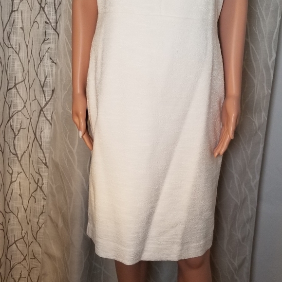 Uses White Sheath Dress - Picture 2 of 5